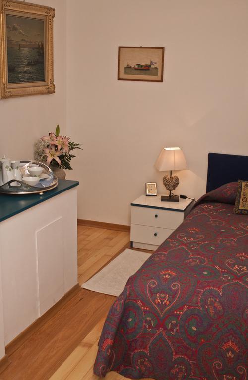 B&B Better Trieste Oda fotoğraf